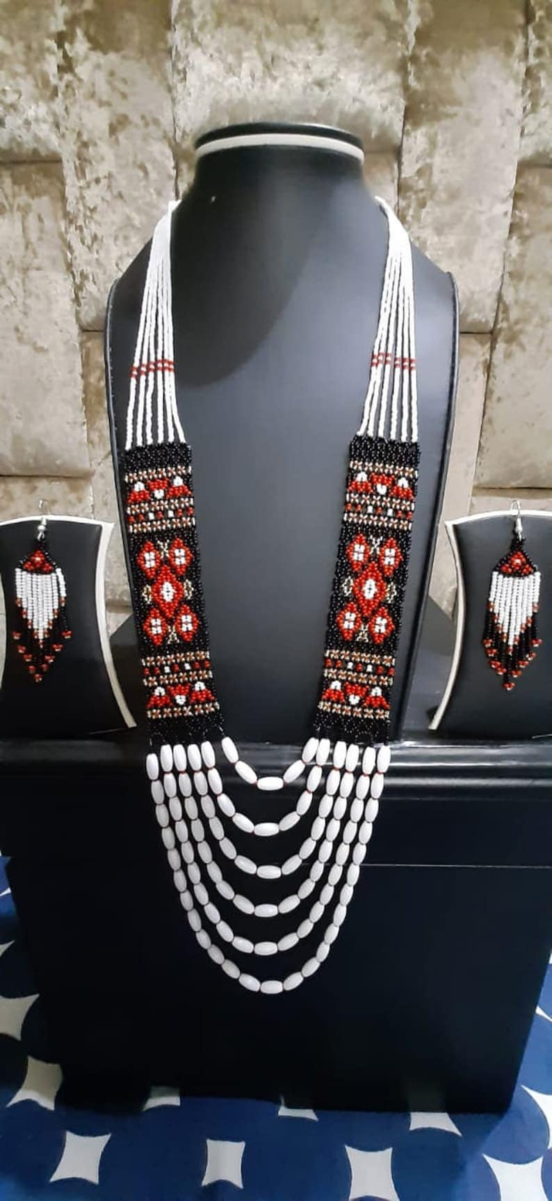 Afrikanisch/Handgemachte Halskette/Elegant/Bunt/Kulturell/Ethno/Massai Schmuck/Perlenkette/Bettelkette/Lange Halskette/Mit Ohrringen von JewelleryCoCreations