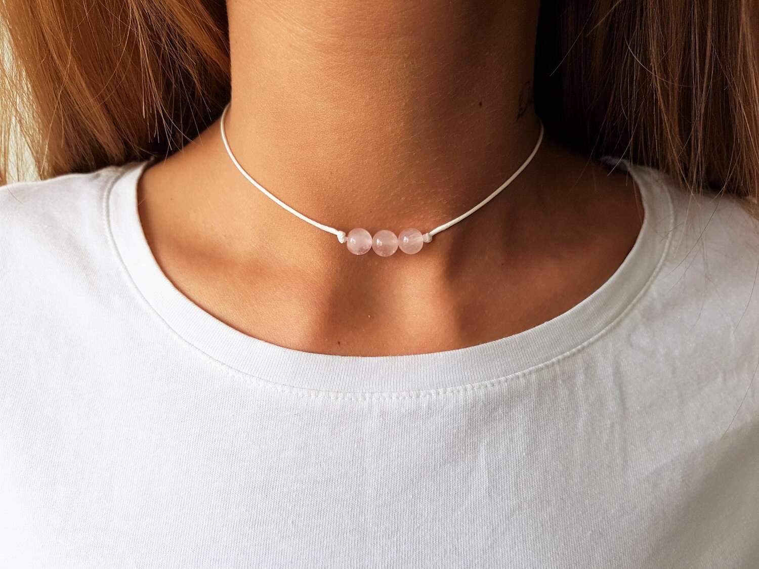 Rosenquarz-Halsband, Quarz-Halsband, Edelstein-Halsband, Boho-Halsband, Dünnes Weißes Halsband, Rosa Perlen-Halsband, Niedliches Weiß Rosenquarz-Halsband, Quarz-Halsband, Edelstein-Halsband, Boho-Halsband, Dünnes Weißes Halsband, Rosa Perlen-Halsband, Niedliches Weiß von JewelleryNM