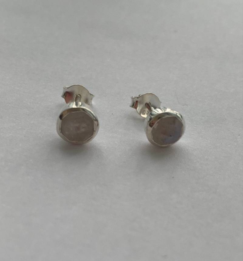 925 Sterling Silber Ohrstecker, Echte Mondstein, Geburtsstein Für Juni, 5 Mm Rund, Sternzeichen von JewelleryStoreLondon