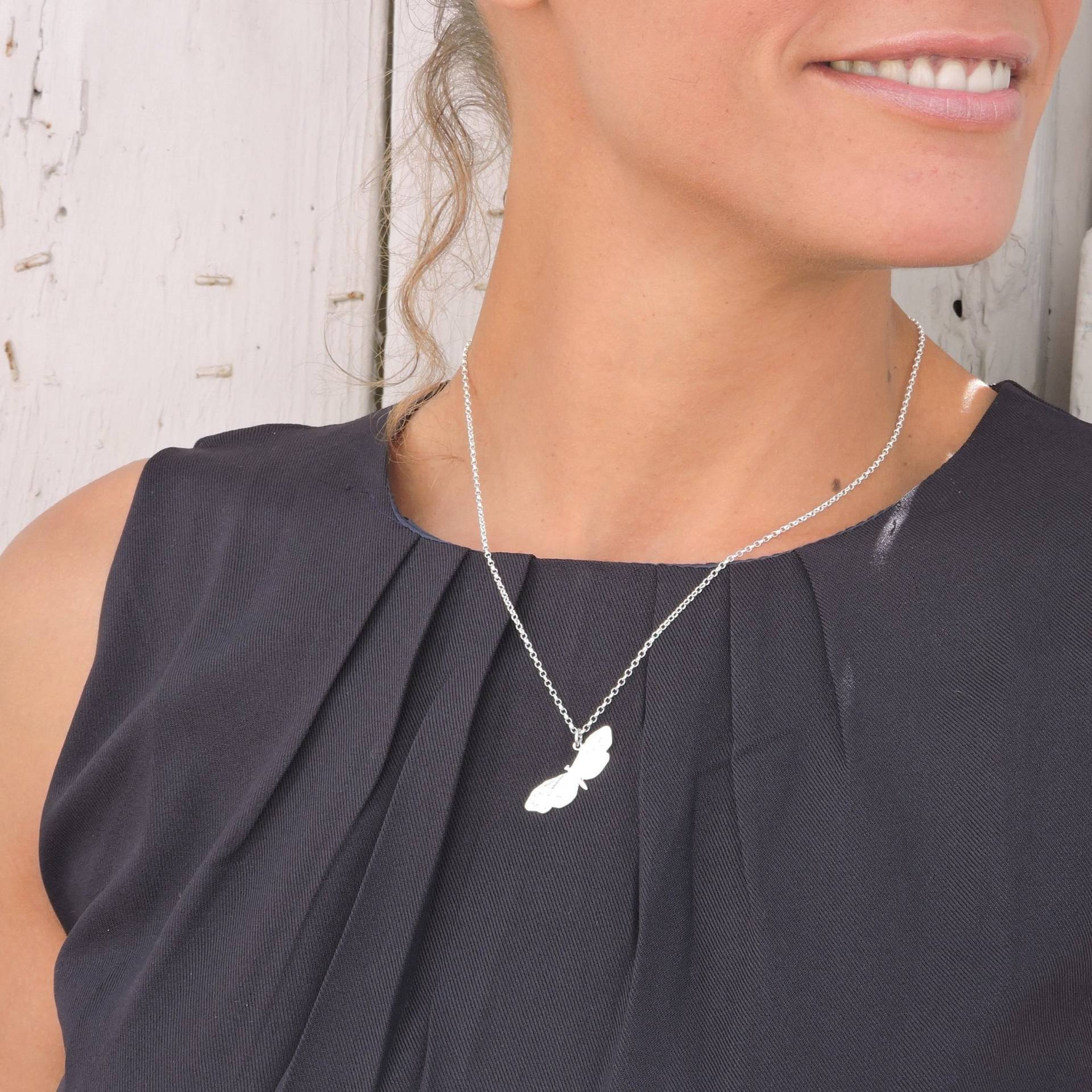 Schmetterling Halskette | Sterling Silber Handgefertigt Schmetterling Halskette | Sterling Silber Handgefertigt von JewellerybyJK