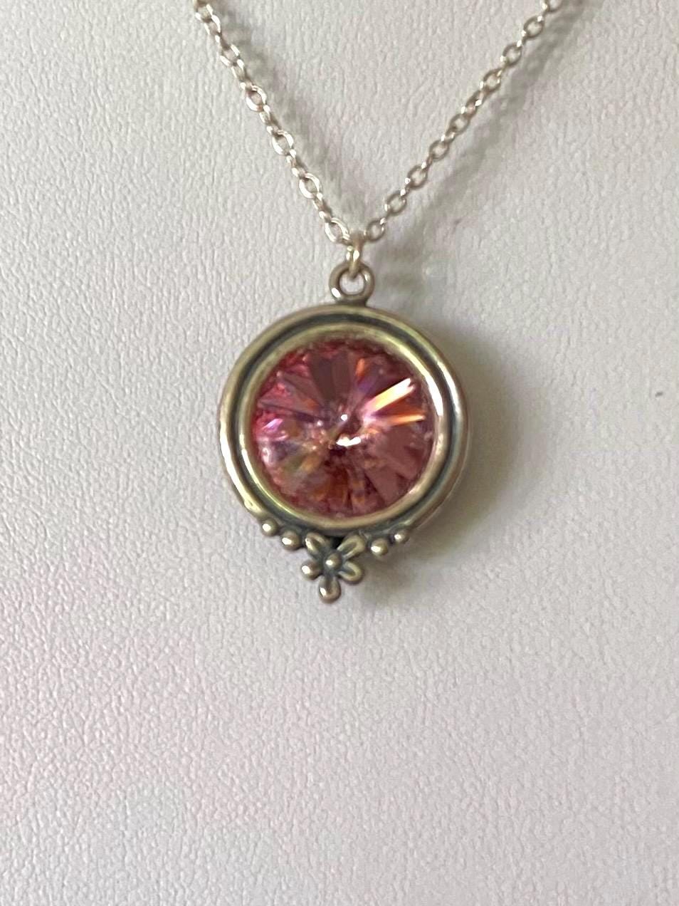 Antike Rosa Swarovski-Kristall Und Sterling Silber Anhänger von JewellerybyMollique