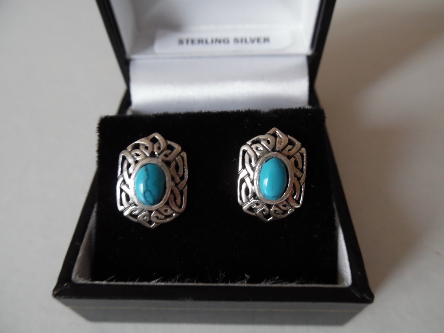 Türkis Und Sterling Silber Ohrstecker von JewellerybyMollique