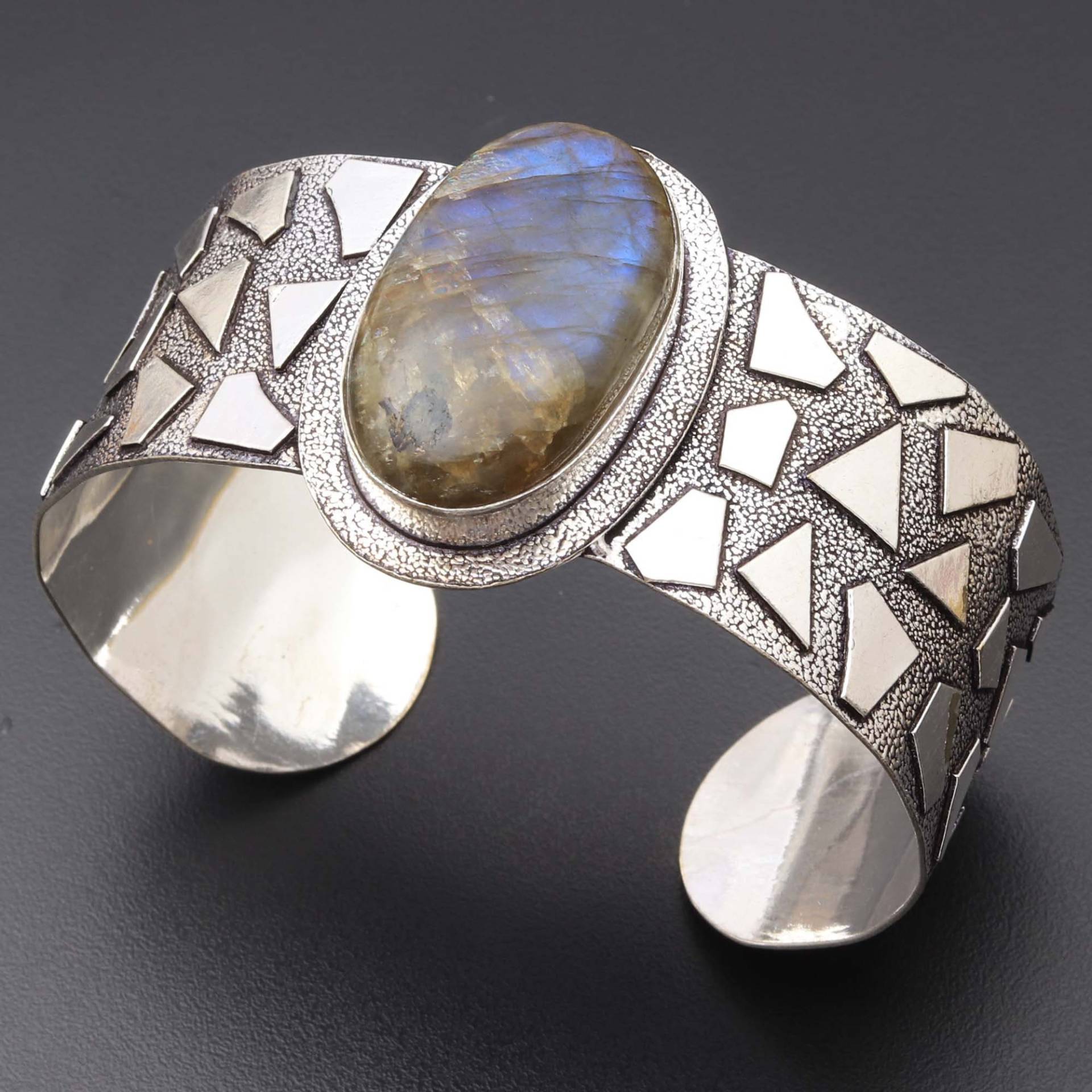 Blauefeuer Labradorit Edelstein Armreif Schmuck Verstellbar Frau/Mann Armband Geschenk Für Ihre Einzigartigen Stil von JewelleryexportGifts