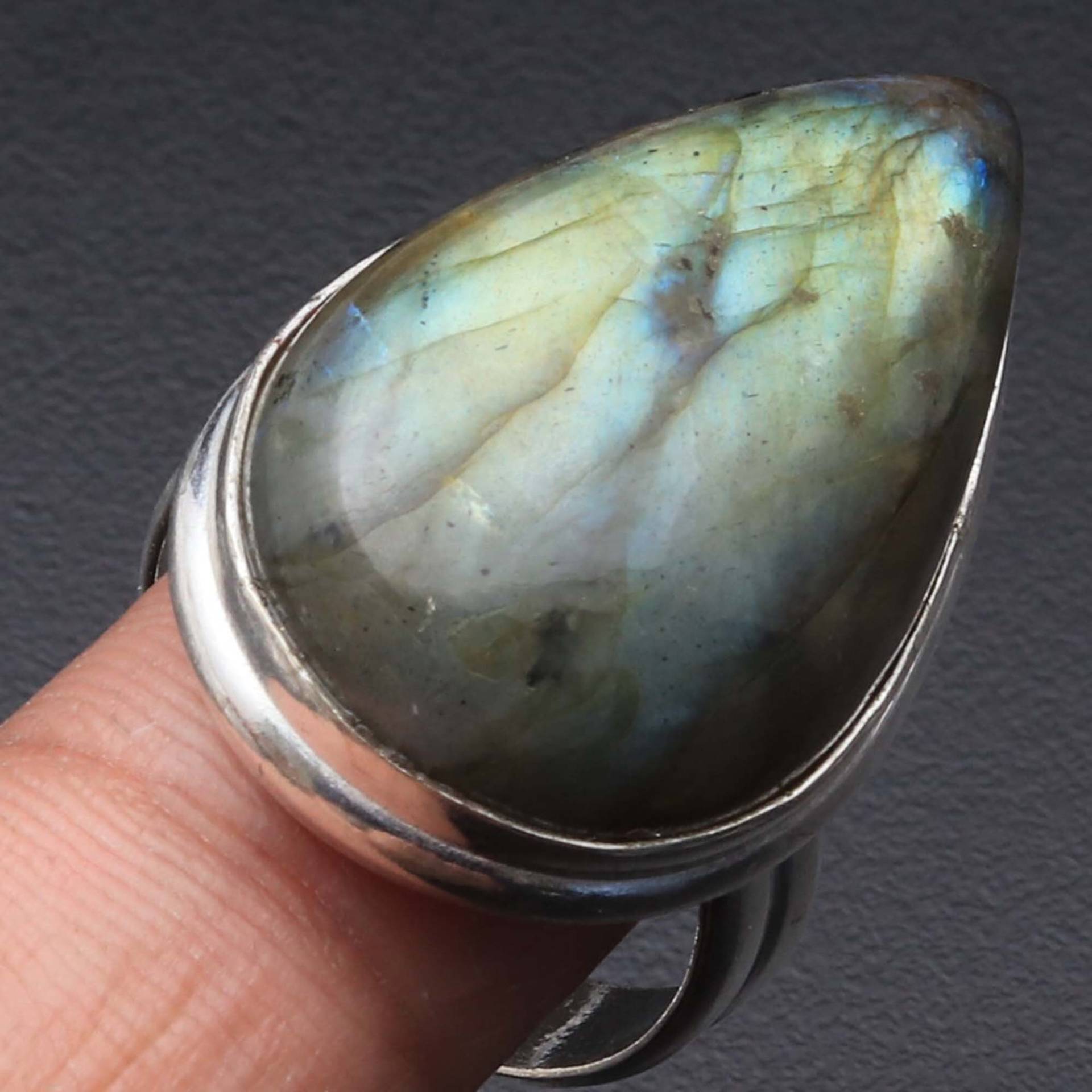 Natürlicher Blauer Feuer Labradorit Edelstein Ring Schmuck Frau/Mann Geschenk Für Sie Versilbert von JewelleryexportGifts