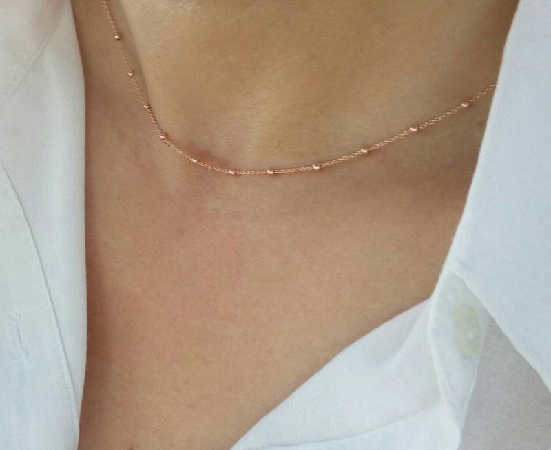 Satelliten Halsband 14K Gold Dew Drop Perlen Kette Halskette Satelliten Halsband 14K Gold Dew Drop Perlen Kette Halskette von Jewellusion