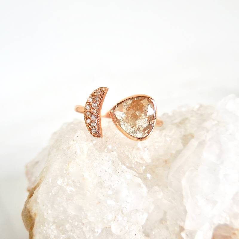 Pfirsich Rose Cut Diamant Mond Manschettenring, 14K Gold von Jewelluxe