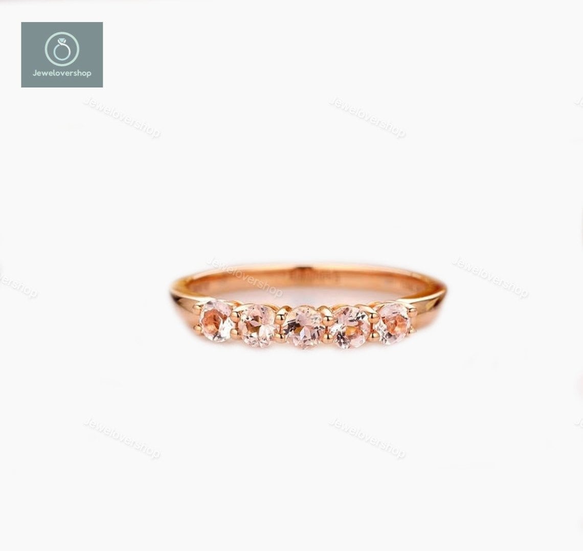 14K Rose Gold Morganit Ring, Eternity Band, Ehering, Zierliche Silber Stapelring, Geburtsstein Ring von Jewelovershop