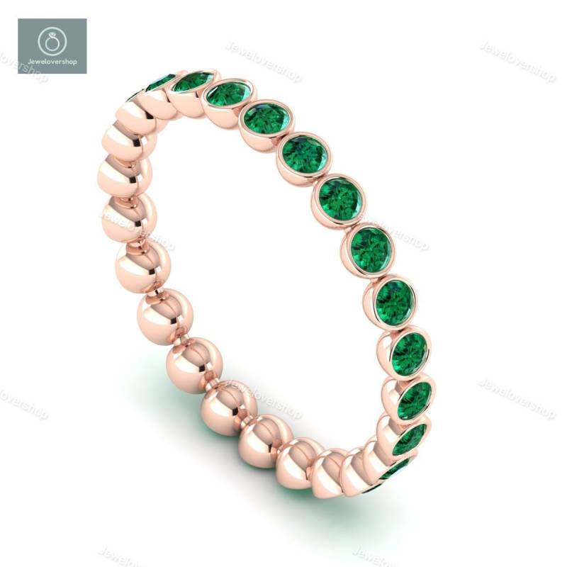 14K Solid Gold Smaragd Rundbandring, Zierliche Smaragdring, Goldring, Stapelbare Band, Ehering in & Silber von Jewelovershop