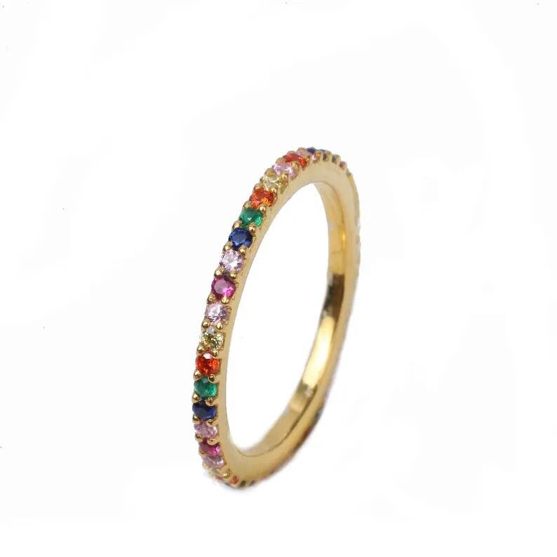 Regenbogen Edelstein Ring, Natürlicher Multi Saphir Band, 14K Solid Gold Stack Eternity Band Echter Farbiger Jubiläum Ring von Jewelovershop