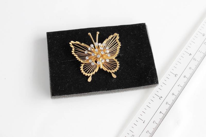 Fabelhafte Monet Insekt Schmetterling Goldfarbene Brosche Mit Klaren Strasssteinen #1920 von Jewelrin