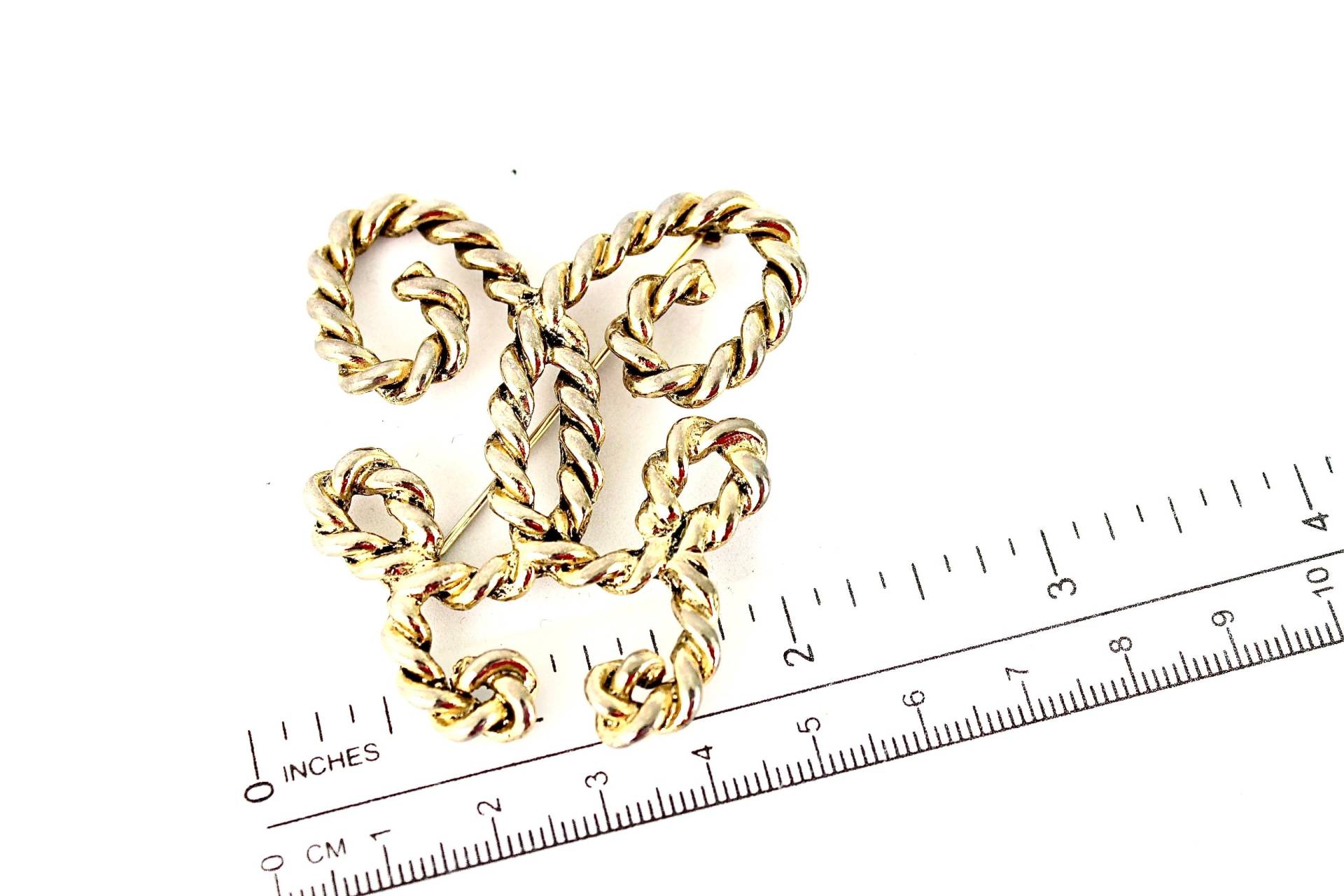 Guerlain Gold Ton Monogram Logo Brosche/ Couture Designer Brosche # 1526/2 von Jewelrin