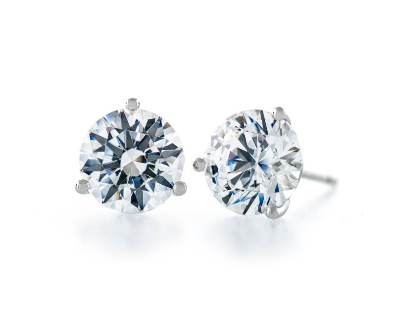 Akazie Kollektion Premium Qualität Simulierter Diamant Cz Martini 3 Zinken Sterling Silber Hypoallergen Ohrstecker Rund Ideal Schliff 4-8, 5mm Akazie Kollektion Premium Qualität Simulierter Diamant Cz Martini 3 Zinken Sterling Silber Hypoallergen Ohrstecker Rund Ideal Schliff 4-8, 5mm von JewelryAcacia