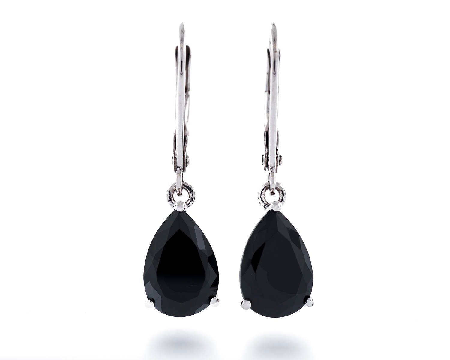 Diamant Geschnitten Birne 10x7mm Simuliert Schwarz Cz 925 Sterling Silber Leverback Baumseider Ohrringe Rhodium Vergoldet Diamant Geschnitten Birne 10x7mm Simuliert Schwarz Cz 925 Sterling Silber Leverback Baumseider Ohrringe Rhodium Vergoldet von JewelryAcacia