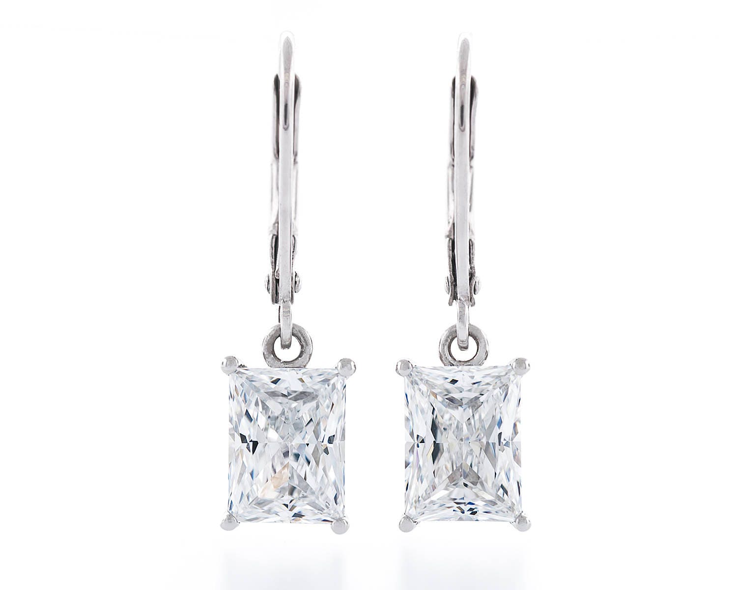 Diamantschliff Prinzessin Baguette 8x6mm Simulierter Diamant Cz 925 Sterling Silber Leverback Ohrringe Rhodiniert Diamantschliff Prinzessin Baguette 8x6mm Simulierter Diamant Cz 925 Sterling Silber Leverback Ohrringe Rhodiniert von JewelryAcacia
