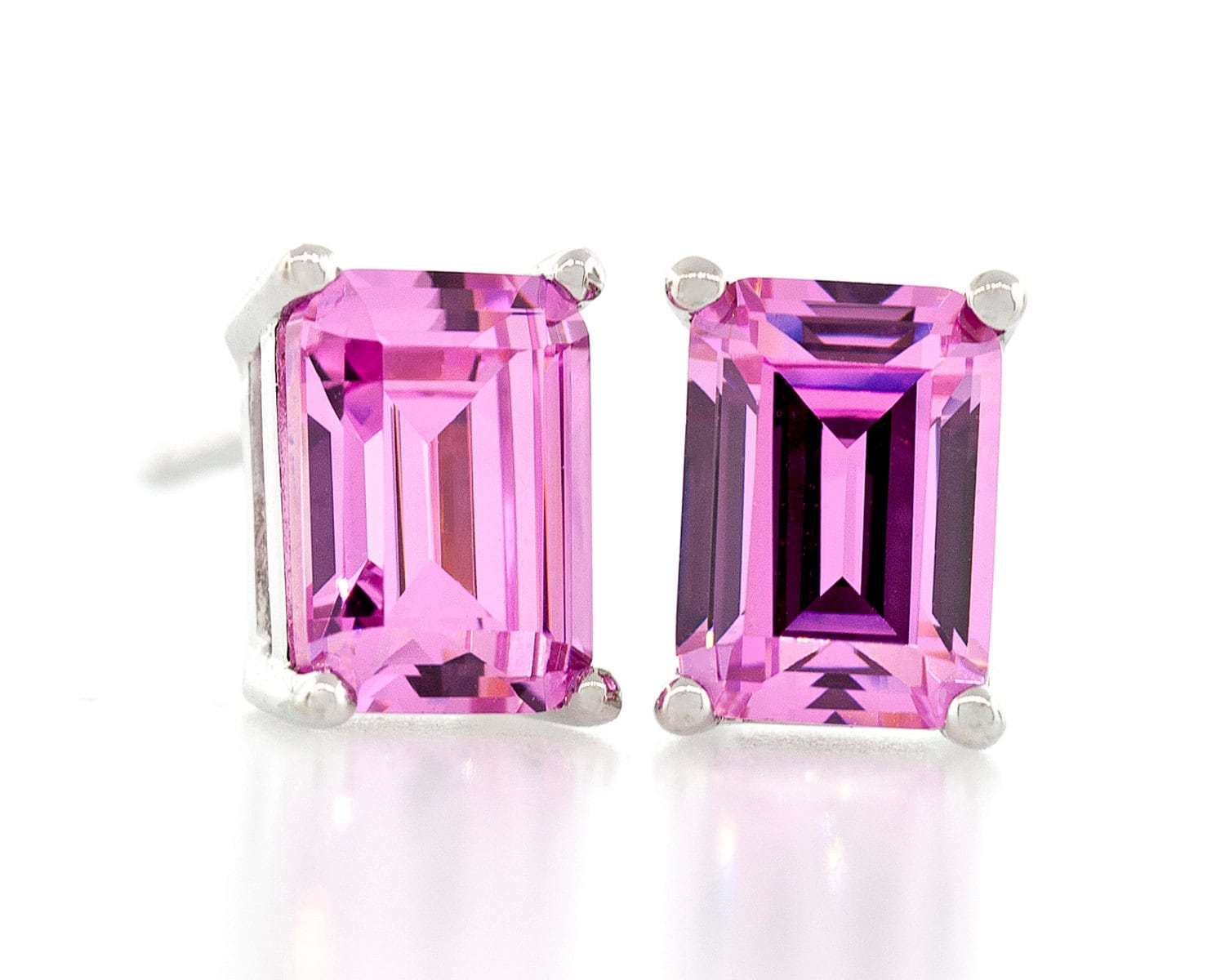 Octagon Form Diamant Geschnitten Rosa Saphir Farbe 6 X 4 - 8X6mm Cz 925 Sterling Silber Schwere Montage Ohrstecker Octagon Form Diamant Geschnitten Rosa Saphir Farbe 6 X 4 - 8X6mm Cz 925 Sterling Silber Schwere Montage Ohrstecker von JewelryAcacia
