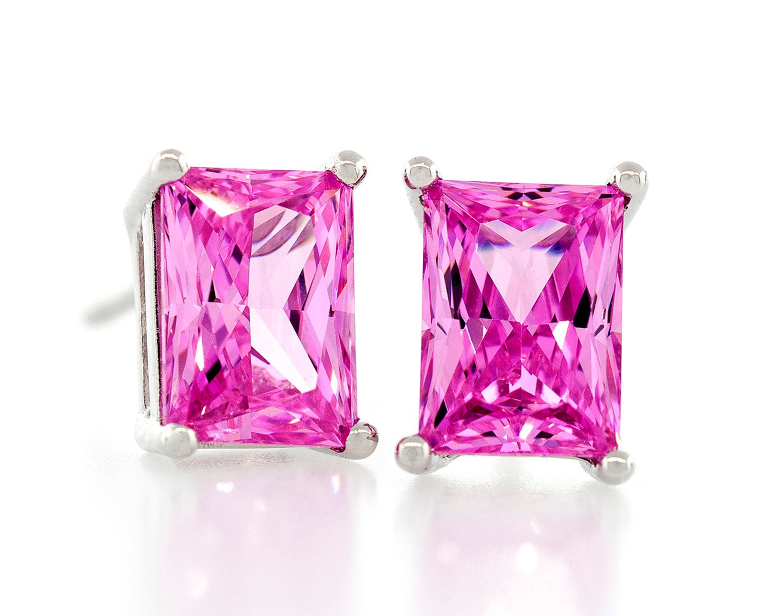 Rechteck Form Prinzessin Baguette Diamant Geschnitten Rosa Saphir Farbe 7 X 5 - 7, 5 Mm Cz 925 Sterling Silber Schwere Montage Ohrstecker Rechteck Form Prinzessin Baguette Diamant Geschnitten Rosa Saphir Farbe 7 X 5 - 7, 5 Mm Cz 925 Sterling Silber Schwere Montage Ohrstecker von JewelryAcacia