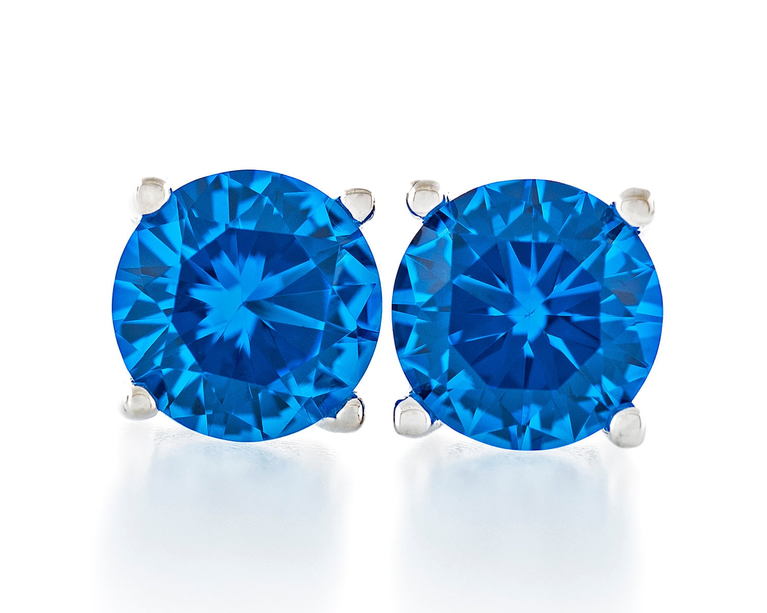 Runde Ideale Diamant Geschnitten Schweizer Blau Topas Farbe 6mm - 7mm Kristall Stein 925 Sterling Silber Schwere Montage Ohrstecker Rhodium Vergoldet Runde Ideale Diamant Geschnitten Schweizer Blau Topas Farbe 6mm - 7mm Kristall Stein 925 Sterling Silber Schwere Montage Ohrstecker Rhodium Vergoldet von JewelryAcacia