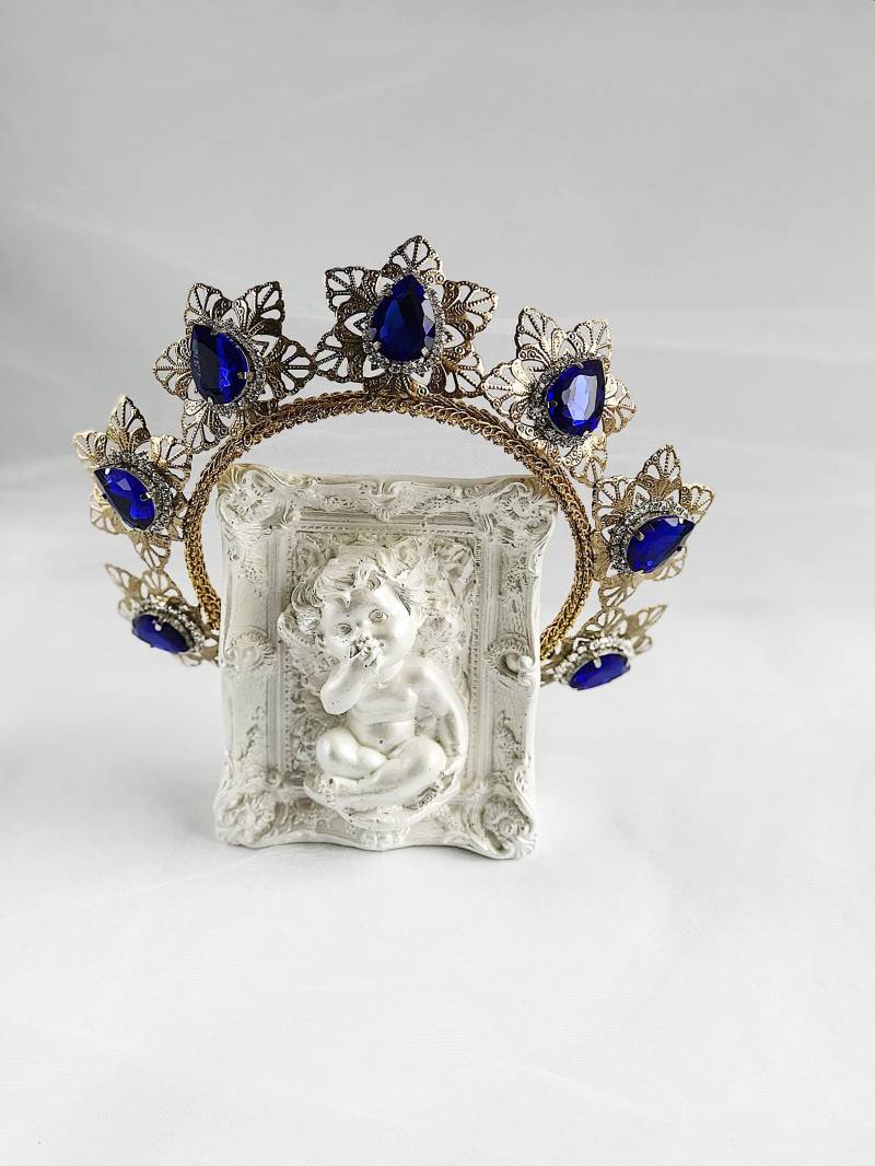 Sapphire Hochzeit Krone Goldmetall Blau Kristall Braut Royal Imperial Mittelalterliche Strass Festzug Party Kostüme Geburtstag Erwachsene Renaissance Sapphire Hochzeit Krone Goldmetall Blau Kristall Braut Royal Imperial Mittelalterliche Strass Festzug Party Kostüme Geburtstag Erwachsene Renaissance von JewelryAjoureFlowers