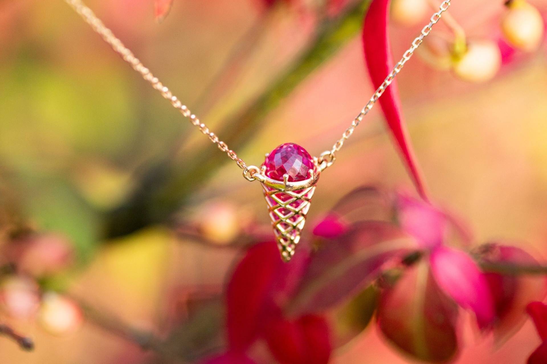 Eiscreme Halskette. Rosa Saphir Halskette, Solid Gold | 14K Zierliche Rosa Geschenk Für Sie von JewelryArcanum