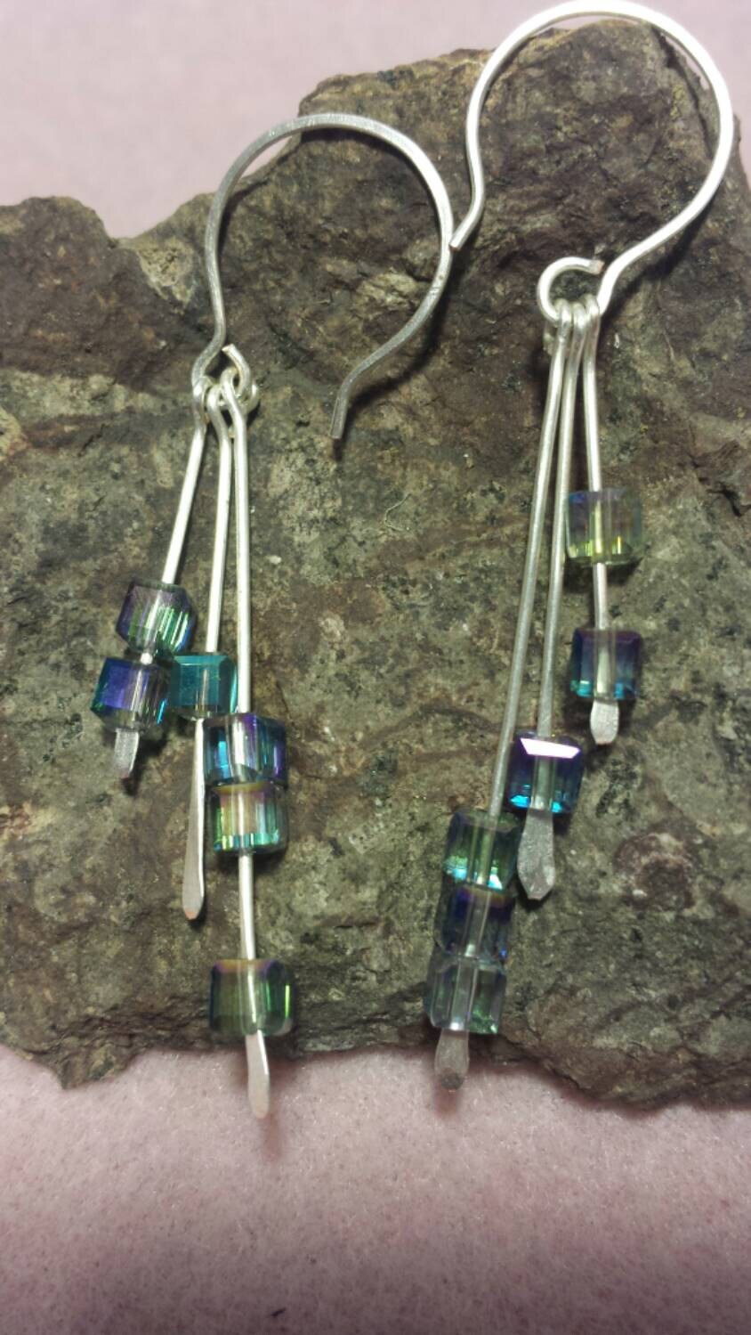 Würfel-Ohrringe Würfel-Ohrringe von JewelryArtbyLinda