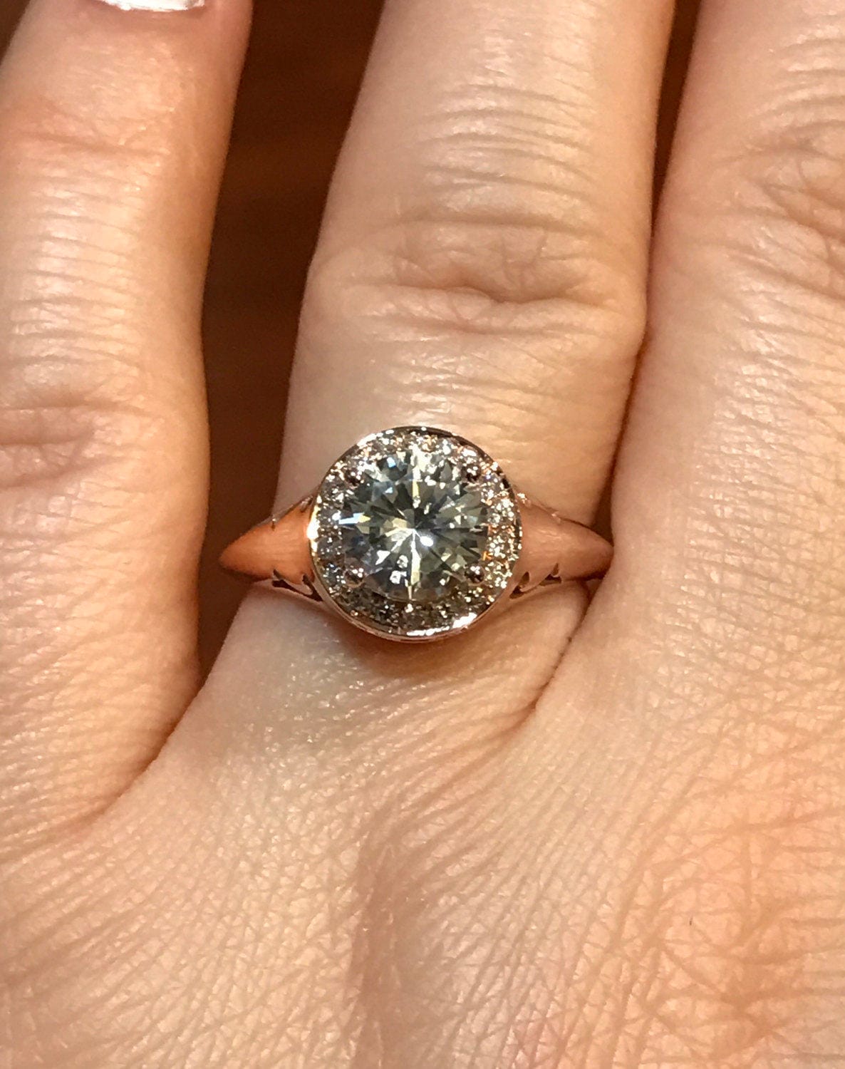 Edwardian Diamant Saphir Verlobungsring 14K Rose Gold Mit 7mm Runde Weiß Ctr Vintage Design Schmuck Shesaidyes Geschenke - V1031 Edwardian Diamant Saphir Verlobungsring 14K Rose Gold Mit 7mm Runde Weiß Ctr Vintage Design Schmuck Shesaidyes Geschenke - V1031 von JewelryArtworkByVick