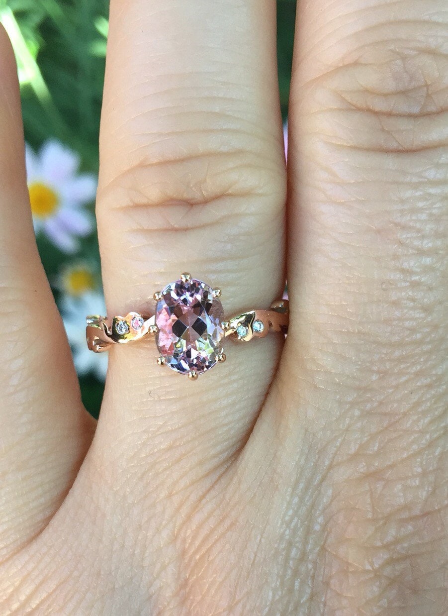Exquisite Diamant Morganit 14K Rose Gold Verlobungsring Hochzeit Ring Jahrestag Mit Lichtrosa Zentrum Edelsteine -V1053 von JewelryArtworkByVick