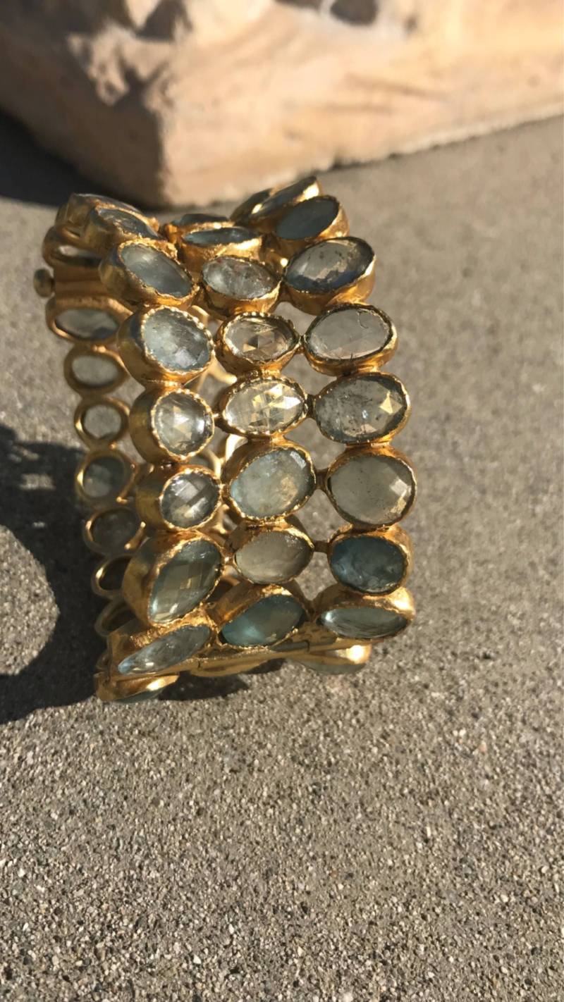 150 Karat Aquamarin Armspange, März Geburtsstein, Vergoldet Sterling Blau Armreif Geburtsstein von JewelryBYJuhi