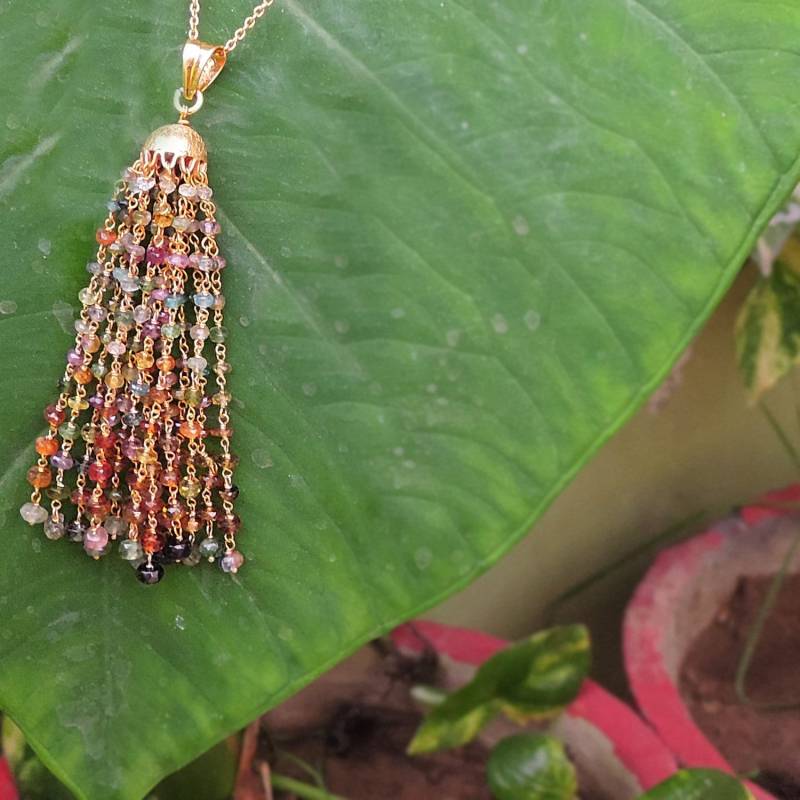 Multi Saphir Anhänger, Silber Vergoldeter Anhänger Mit Kette, Rosenquarz Schmuck, Quaste Kette von JewelryBYJuhi