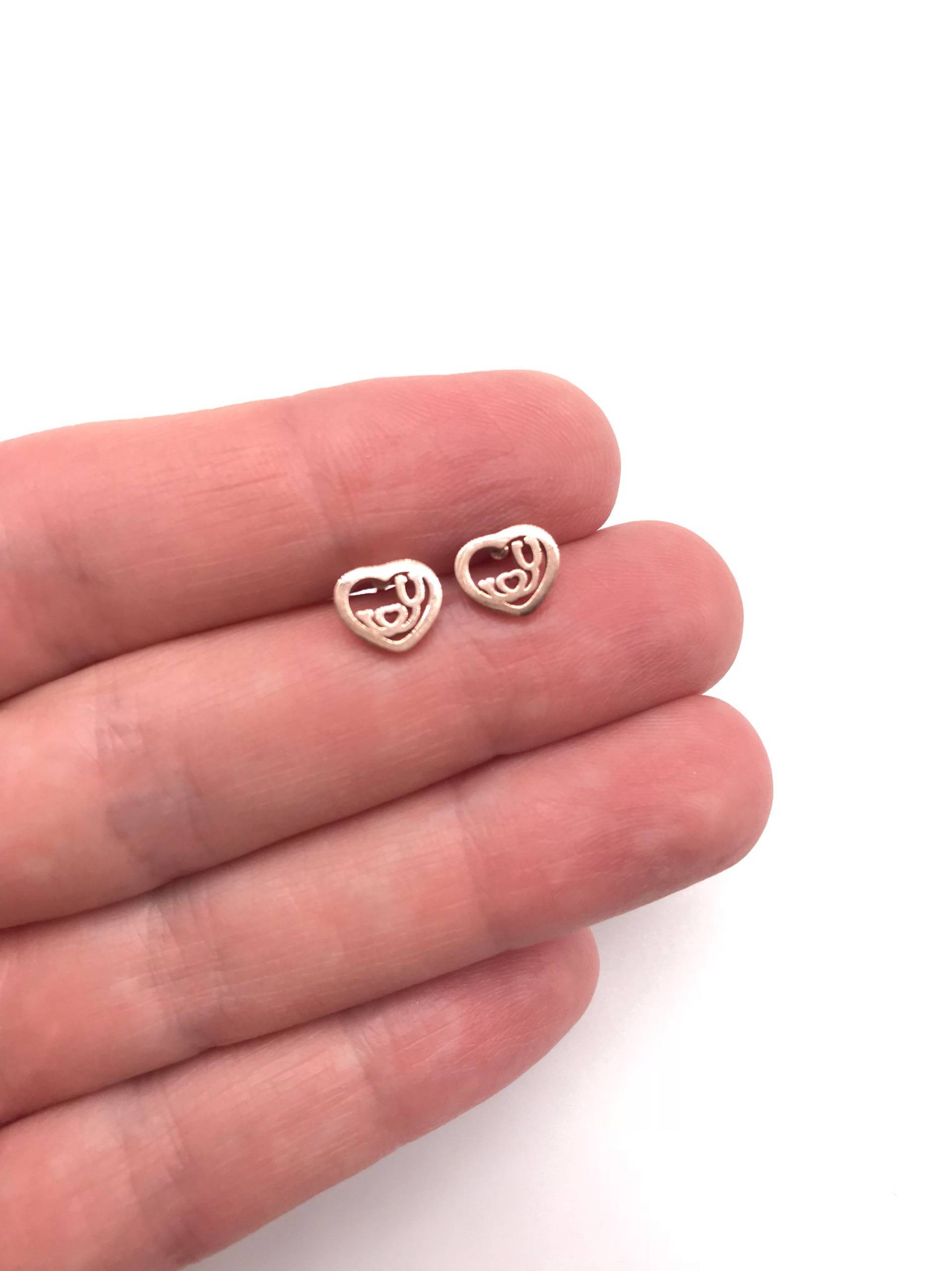 Mini Stethoskop Ohrringe Krankenschwester Geschenk Rn Abschluss Doktor Greys Anatomy Herz Silber Rose Gold Mini Stethoskop Ohrringe Krankenschwester Geschenk Rn Abschluss Doktor Greys Anatomy Herz Silber Rose Gold von JewelryBarLove