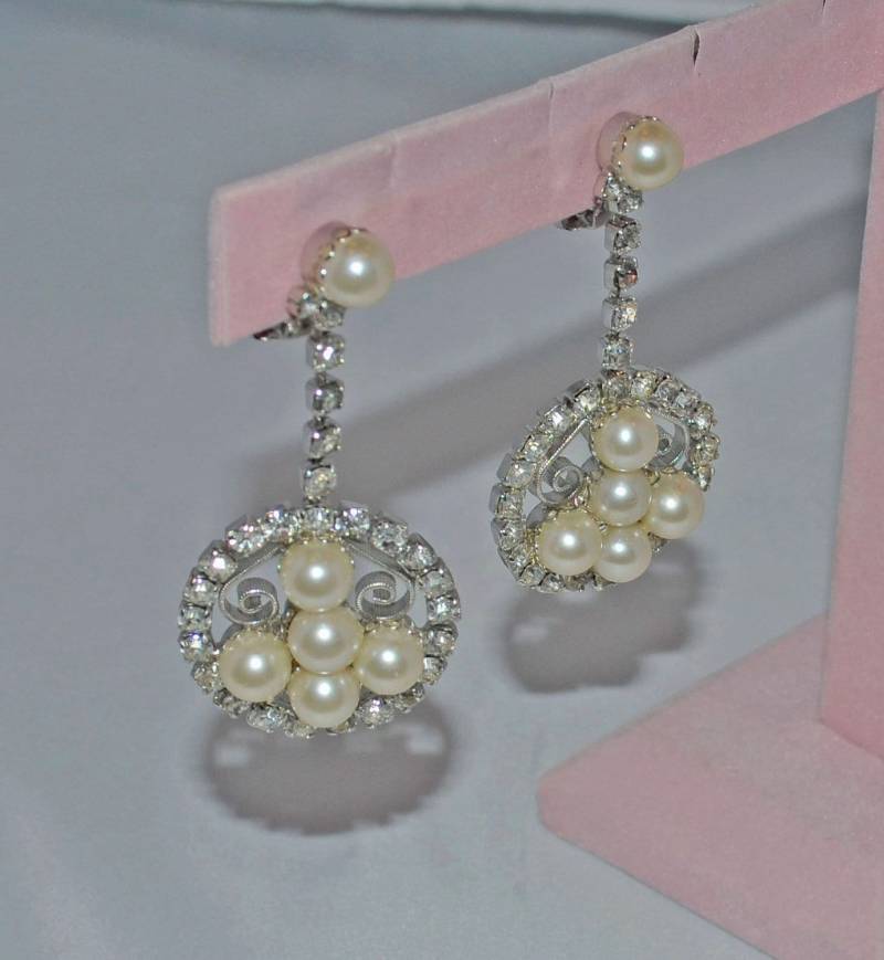 Braut Ohrringe Vintage Strass Perle Baumeln Clip Runway Braut Ohrringe Vintage Strass Perle Baumeln Clip Runway von JewelryBoulevard