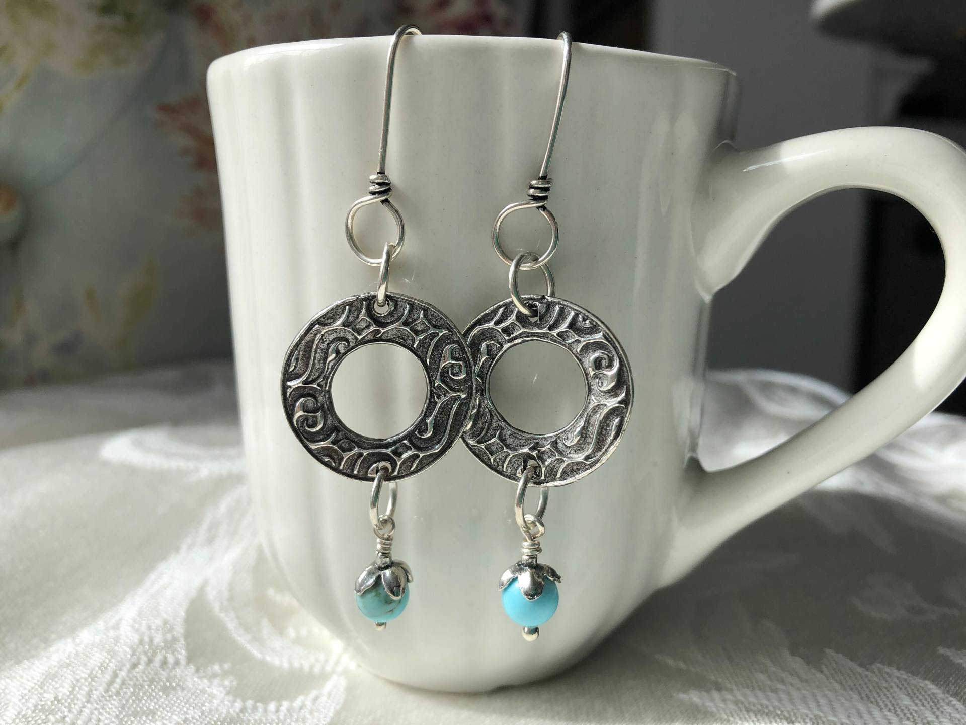 sterling Silber Runde Und Spirale Detail Mit Türkis Ohrringe sterling Silber Runde Und Spirale Detail Mit Türkis Ohrringe von JewelryArtByLaDeane