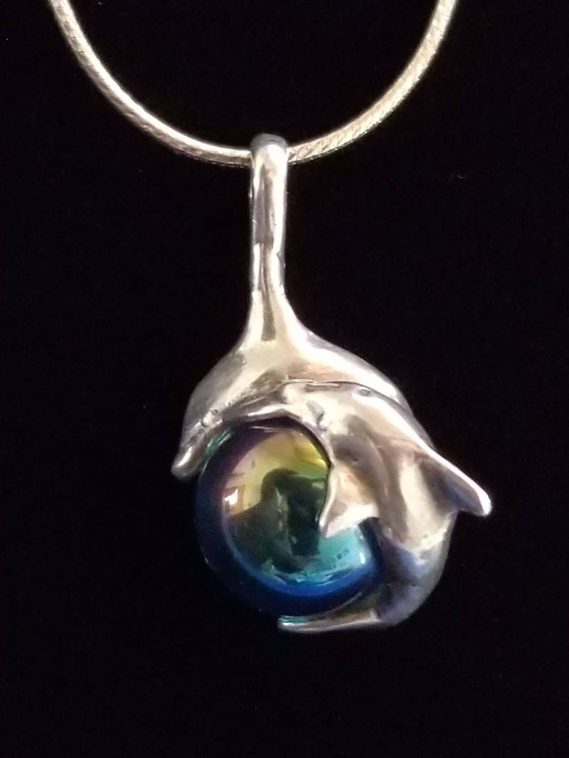 Cp122 Delphin Anhänger in Sterling Mit Silber Halskette - Vintage Cp122 Delphin Anhänger in Sterling Mit Silber Halskette - Vintage von JewelryByMissCarly