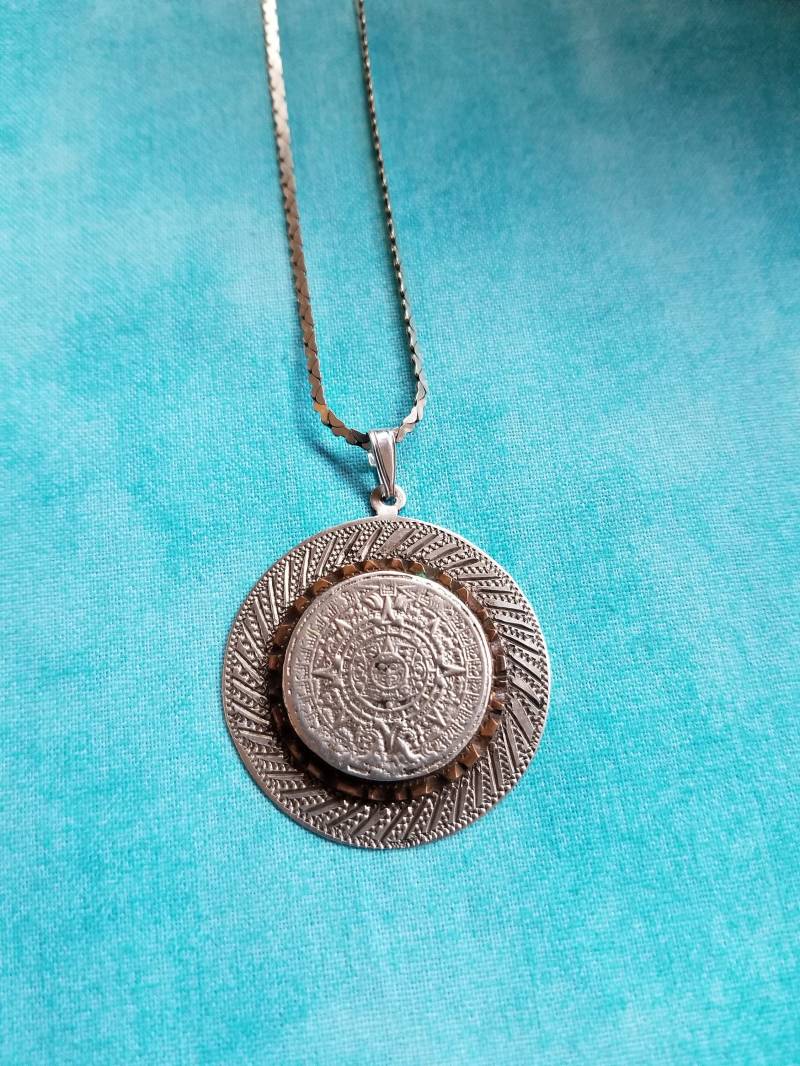 Cp193 Maya Kalender Sterling Silber Anhänger Mit Halskette - Vintage Cp193 Maya Kalender Sterling Silber Anhänger Mit Halskette - Vintage von JewelryByMissCarly