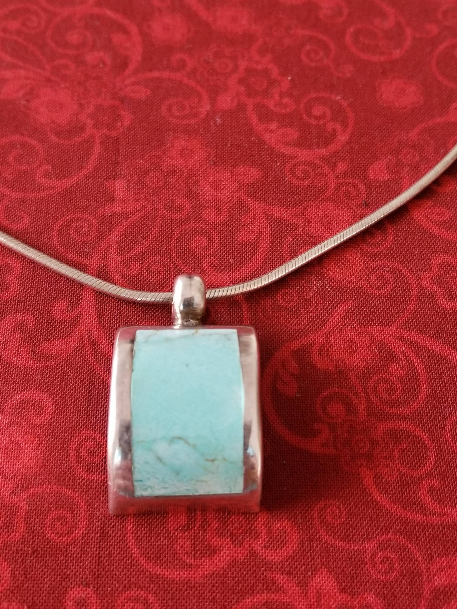 Cp496 Türkis Anhänger in Sterling Silber Mit Schlange Kette Halskette - Vintage von JewelryByMissCarly