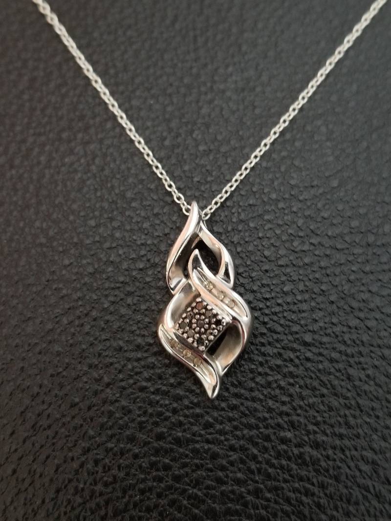 Cp672 Schwarzer Diamant-Anhänger in Sterling Silber Mit Halskette Cp672 Schwarzer Diamant-Anhänger in Sterling Silber Mit Halskette von JewelryByMissCarly