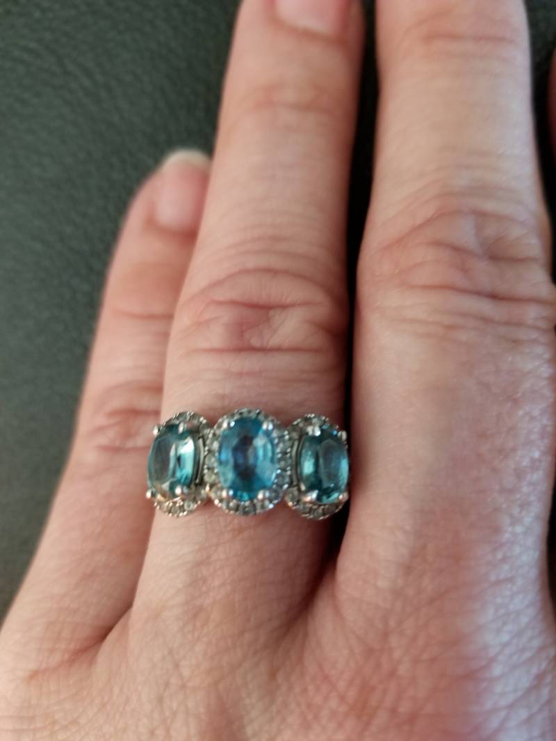 R115 3 Blau Topas in Sterling Silber Ring - Vintage von JewelryByMissCarly