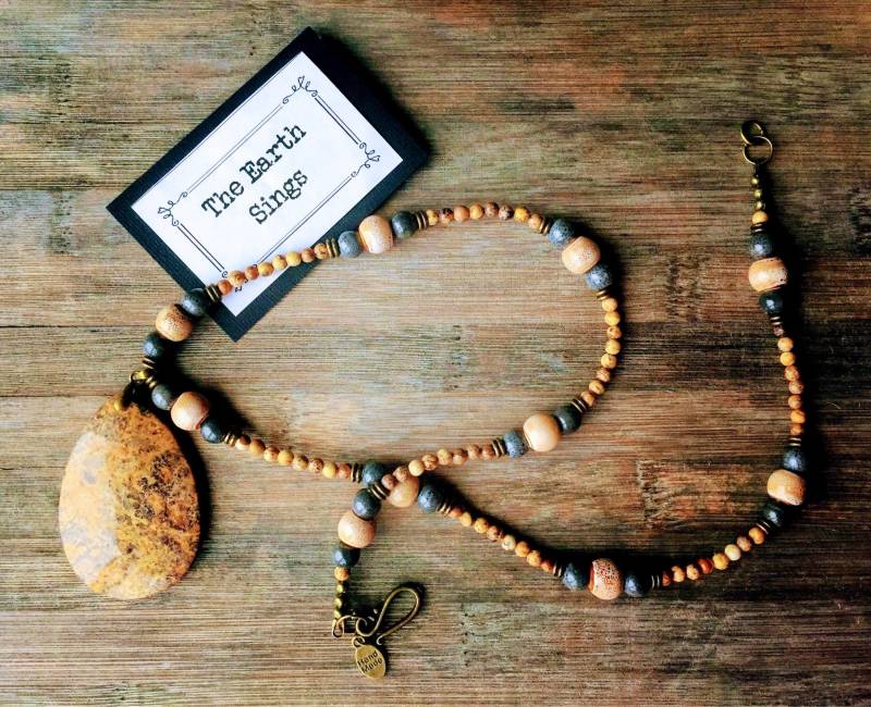 Jaspis Anhänger Halskette Raku Keramik Perlen, Erdige Mala Schmuck Jaspis Anhänger Halskette Raku Keramik Perlen, Erdige Mala Schmuck von JewelryBySmita