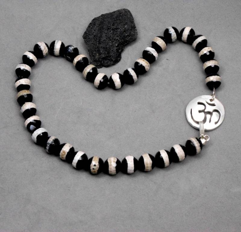 Schwarz Und Weiß Halskette, Große Achat Perlen, Silber Omm Verschluss, Statement, Chunky, Festlich von JewelryByVita