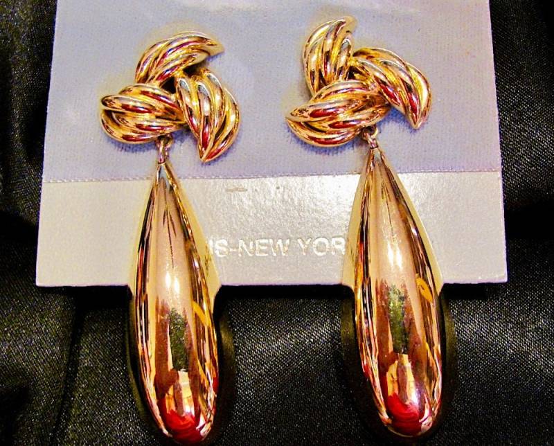 Retro Givenchy Signierte 3 "Große Art-Deco-Runway Couture-Goldton Baumeln Tropfen Ohrclips High Fashion Damen 80Er Jahre Schmuck von JewelryBygones