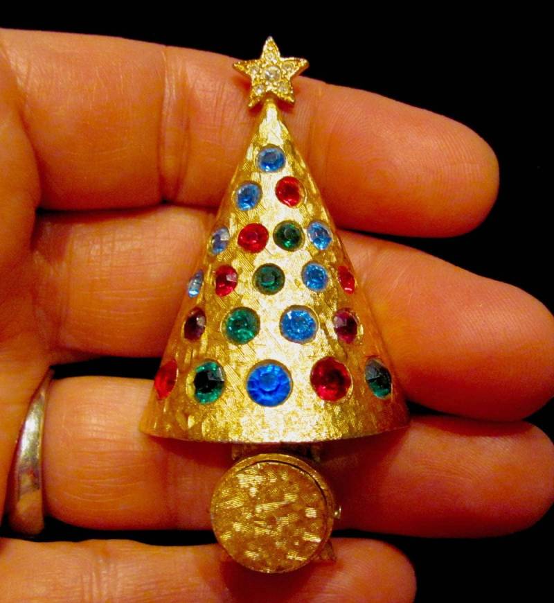 Vintage Hattie Carnegie Signiert Light Up Strass Weihnachtsbaum Brosche Urlaub Seltene Objekte Sammlerstück Schmuck Book Stück von JewelryBygones