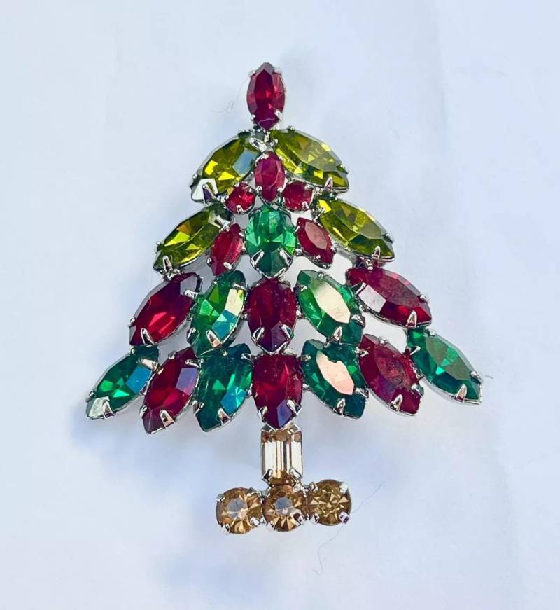 Vtg. Napier Signiert Weihnachtsbaum Pin Brosche Marquise Navette Cut Swarovski Kristalle Strass Perle Goldton Urlaub Schmuck Buchstück von JewelryBygones