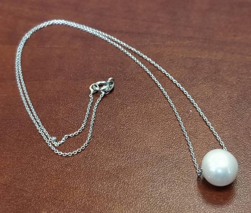 10 Mm Süßwasser-Perlen-Anhänger Halskette Sterling Silber Kette 10 Mm Süßwasser-Perlen-Anhänger Halskette Sterling Silber Kette von JewelryDealsGalore