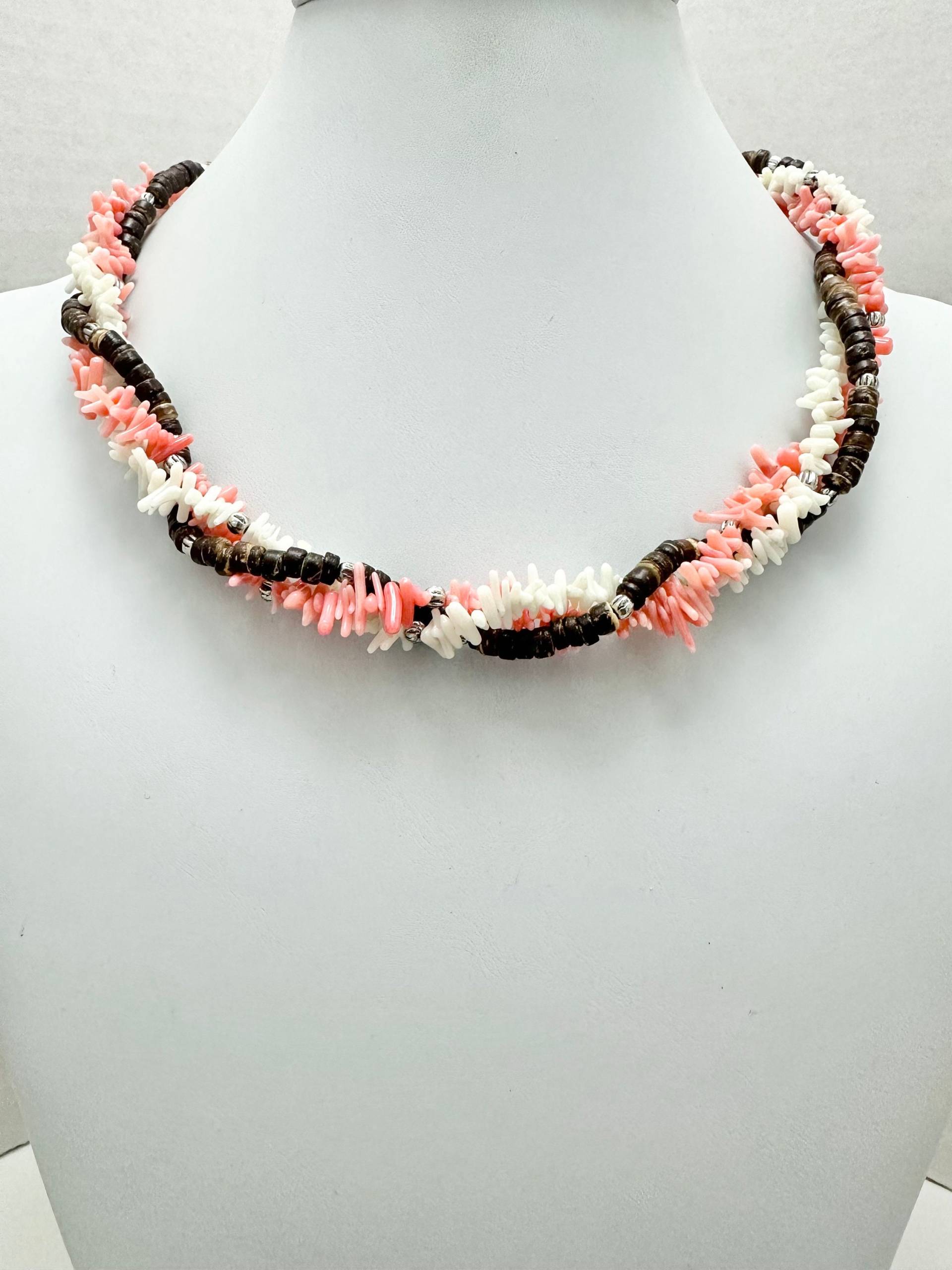 Rosa Koralle Und Kokosnussschale Halskette Drei Strang Boho Strand Schmuck, Tropisch Rosa Koralle Und Kokosnussschale Halskette Drei Strang Boho Strand Schmuck, Tropisch von JewelryDesignsbyHC