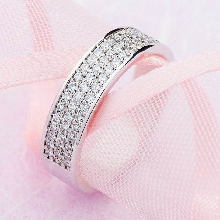 Diamant Pave Ehering. Damen Ring Für Frauen. Diamant-Ehering. Diamant-Band. Eheringe Brautring von JewelryEscorial