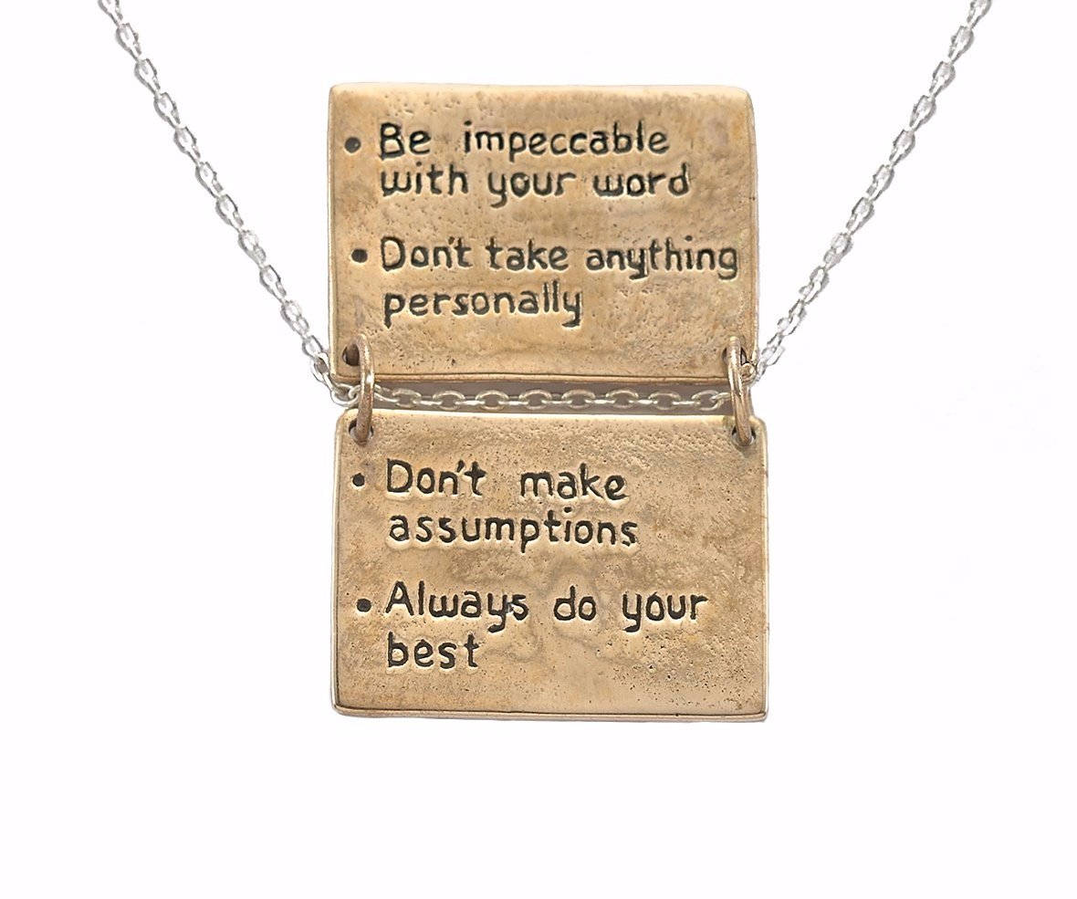 Die Vier Absprachen Reminder Book Halskette in Bronze Die Vier Absprachen Reminder Book Halskette in Bronze von JewelryEvolutionShop