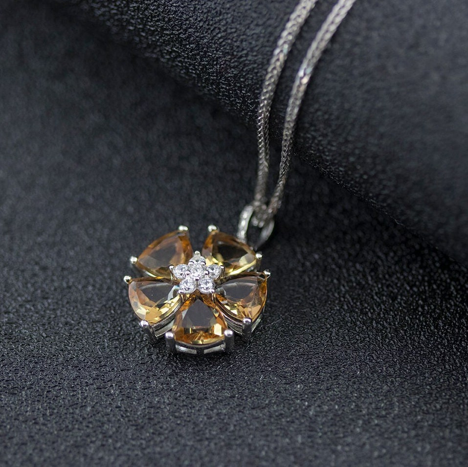 Farbwechsel Halskette, Edelstein Halskette Für Sie, Verlobungsgeschenk, Massives Sterling Silber, Hochzeitskette, Frauen Farbwechsel Halskette, Edelstein Halskette Für Sie, Verlobungsgeschenk, Massives Sterling Silber, Hochzeitskette, Frauen von JewelryIndiaFinds