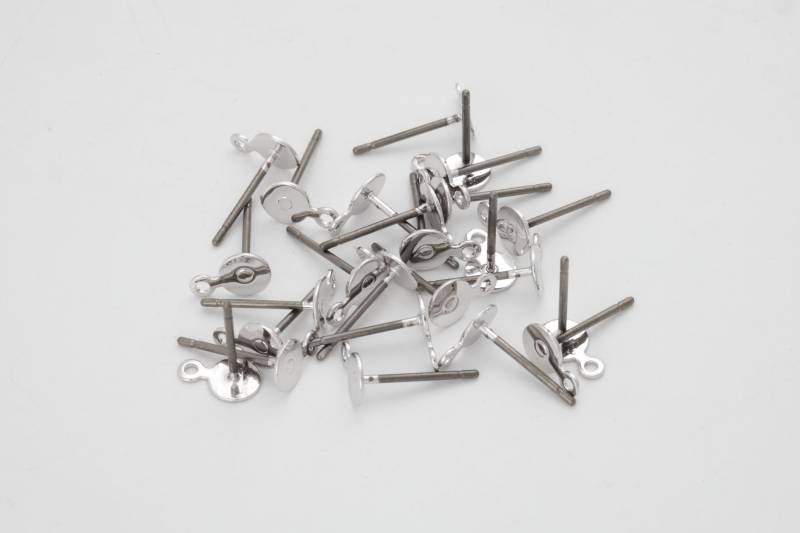Ohrring Post Mit 4, 5mm Flat Pad Für Perlen, E10-R2, 10 Stk, Original Rhodiniertes Messing, Ohrstecker Komponenten, Link Dangle & Drop Ohrringe Ohrring Post Mit 4, 5mm Flat Pad Für Perlen, E10-R2, 10 Stk, Original Rhodiniertes Messing, Ohrstecker Komponenten, Link Dangle & Drop Ohrringe von JewelryKorea