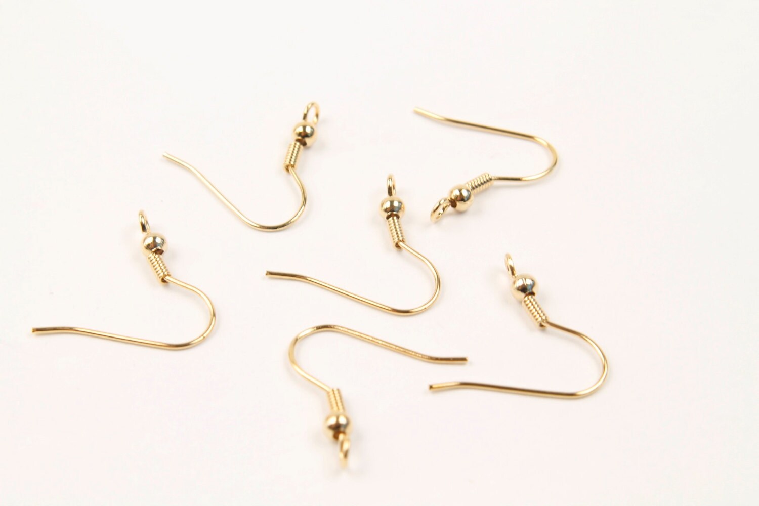 Ohrringhaken, E9-G1, Nickelfrei, 20 Stück, 19x18mm, 16K Vergoldetes Messing, Schmuckherstellung, Schmuckkomponente, Ohrringzubehör Ohrringhaken, E9-G1, Nickelfrei, 20 Stück, 19x18mm, 16K Vergoldetes Messing, Schmuckherstellung, Schmuckkomponente, Ohrringzubehör von JewelryKorea
