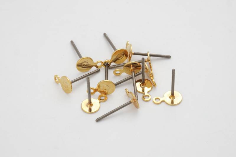 Ohrstecker Mit 4, 5 Mm Flachem Pad Für Perlen, E10-G2, 10 Stück, 16K Vergoldetes Messing, Zubehör Die Herstellung Von Ohrringen, Ohrhänger Ohrstecker Mit 4, 5 Mm Flachem Pad Für Perlen, E10-G2, 10 Stück, 16K Vergoldetes Messing, Zubehör Die Herstellung Von Ohrringen, Ohrhänger von JewelryKorea