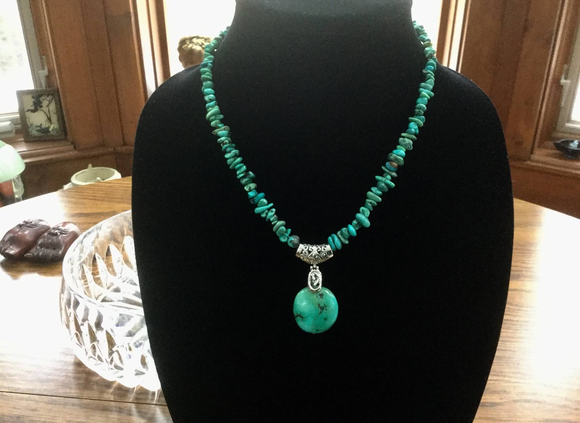 Natürliche Blau Grün Türkis Halskette Mit Silberfiligran Kaution Unterbricht Eine Klobige Runde Türkis Anhänger, 17, 5 Zoll Lang 1 3/8 Tropfen von JewelryLoveRocks